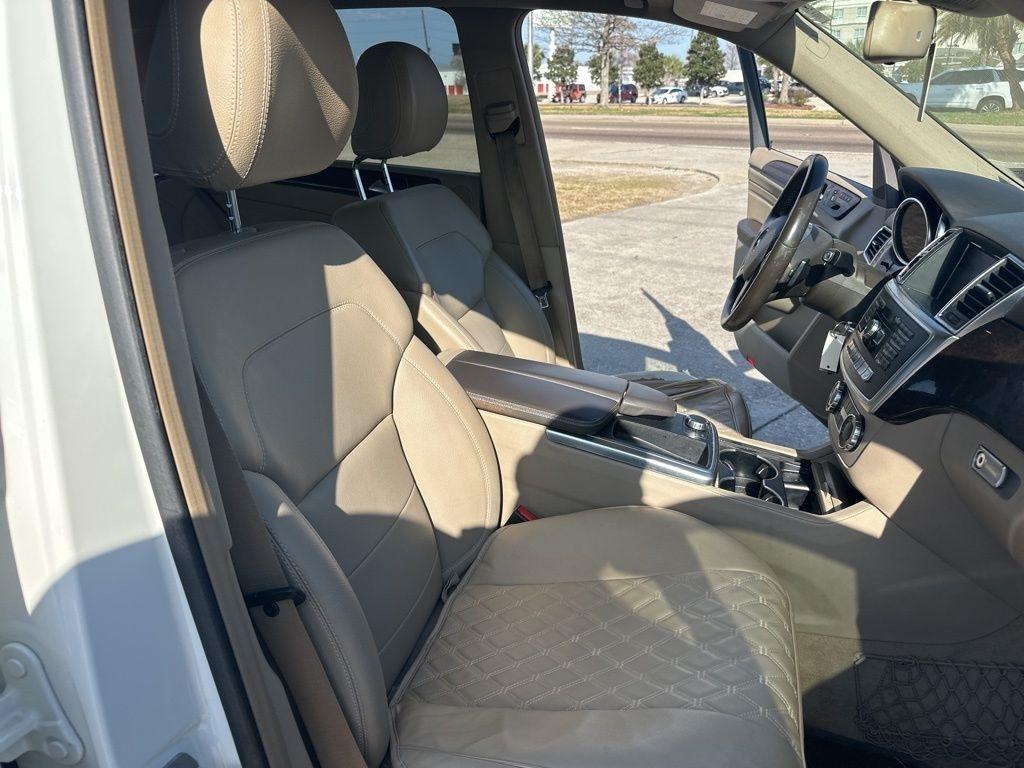 Mercedes-Benz M-Class ML350 4MATIC 2012