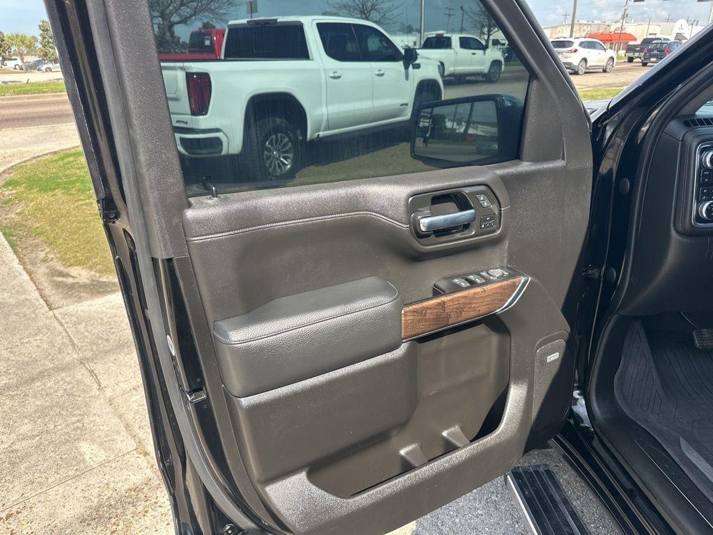 GMC Sierra 1500 Limited Denali Crew Cab 4WD 2022