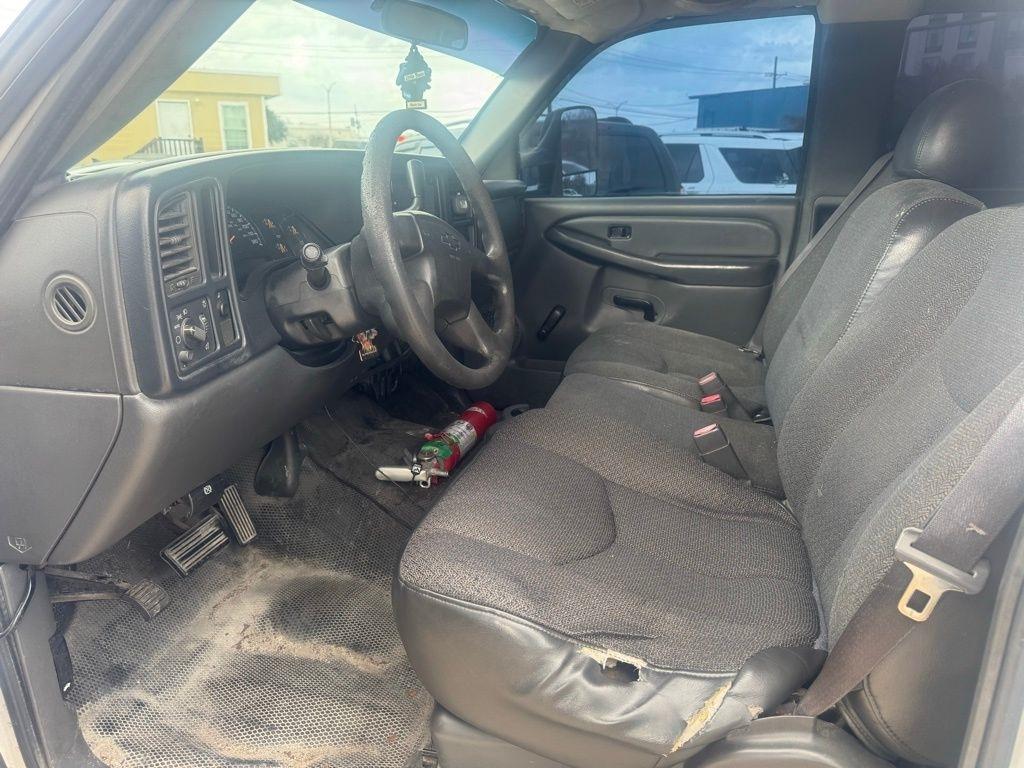 Chevrolet Silverado 2500HD Work Truck Ext. Cab 2WD 2005