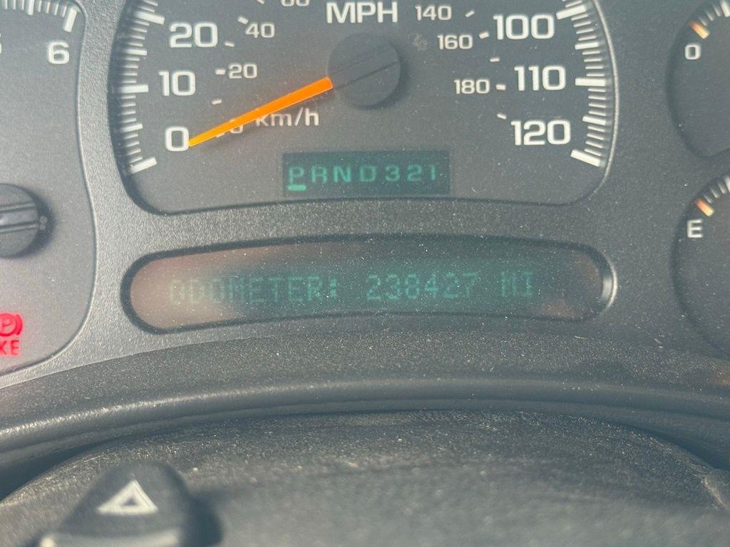 Chevrolet Silverado 2500HD Work Truck Ext. Cab 2WD 2005