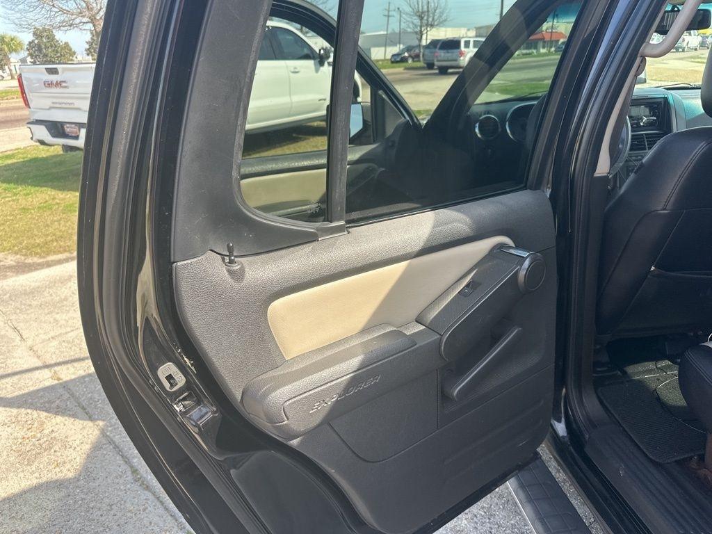 Ford Explorer Sport Trac Limited 4.0L 2WD 2007