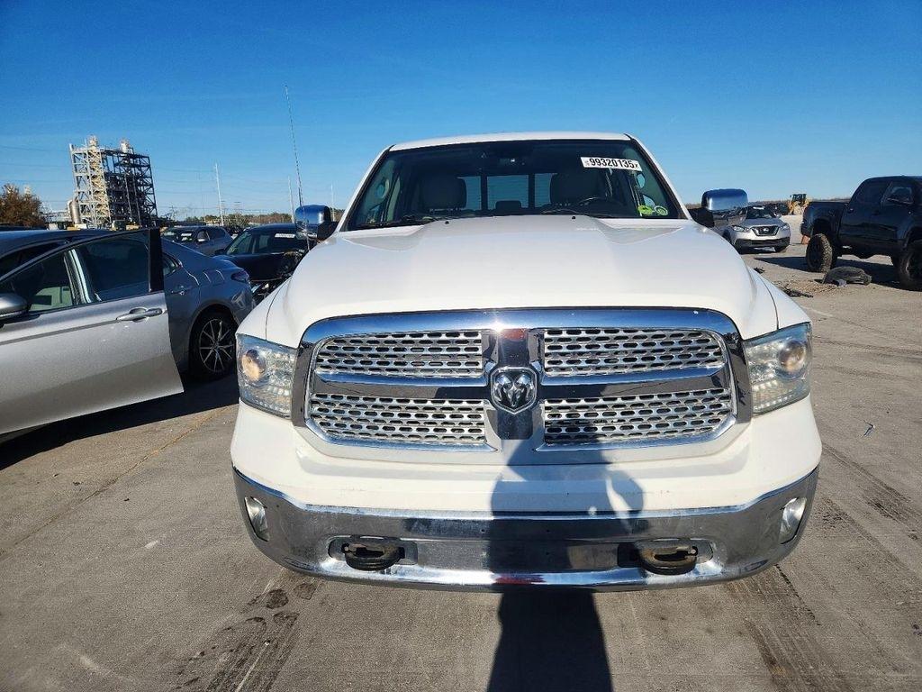 RAM 1500 Laramie Crew Cab SWB 4WD 2013