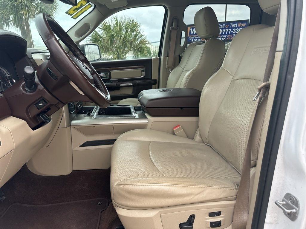 RAM 1500 Laramie Crew Cab SWB 4WD 2013