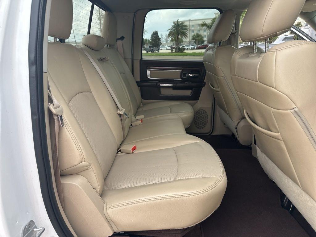 RAM 1500 Laramie Crew Cab SWB 4WD 2013