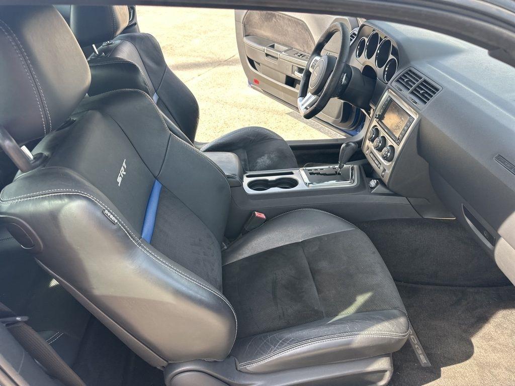 Dodge Challenger SRT8 2012