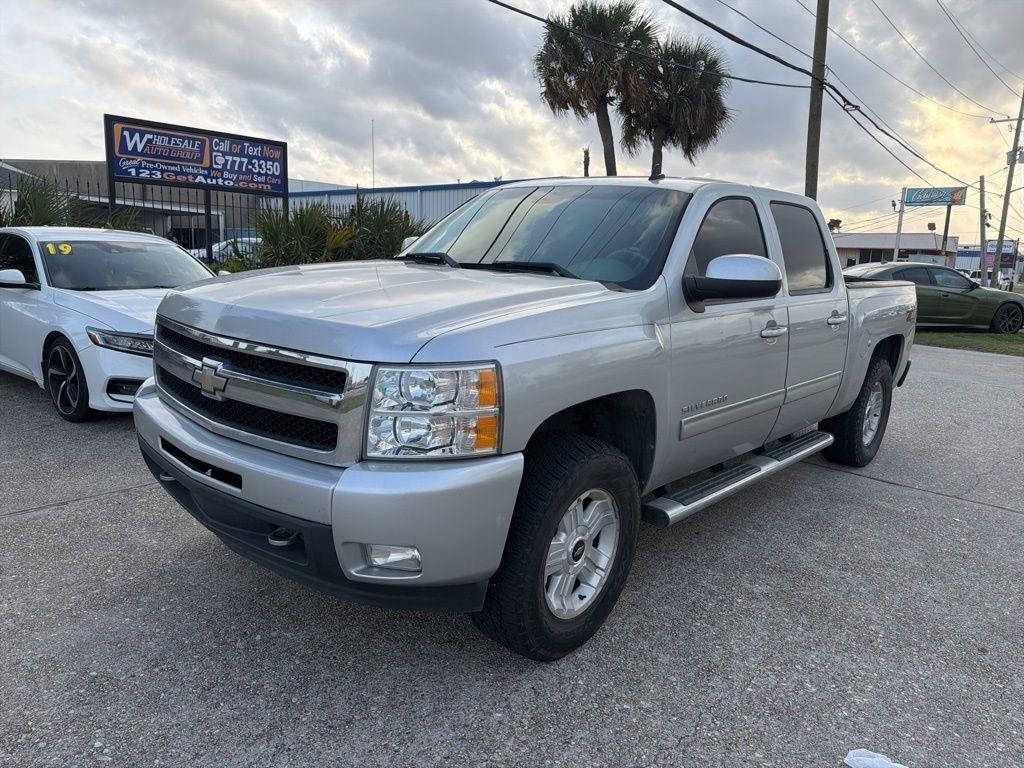 Chevrolet Silverado 1500 LTZ Crew Cab 4WD 2011