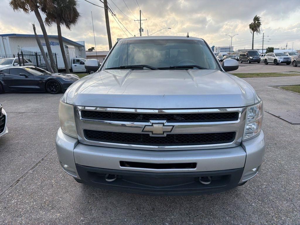 Chevrolet Silverado 1500 LTZ Crew Cab 4WD 2011