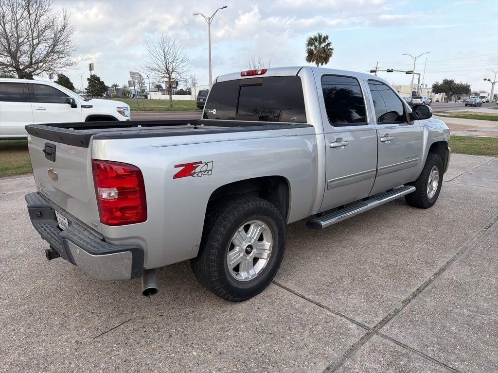Chevrolet Silverado 1500 LTZ Crew Cab 4WD 2011