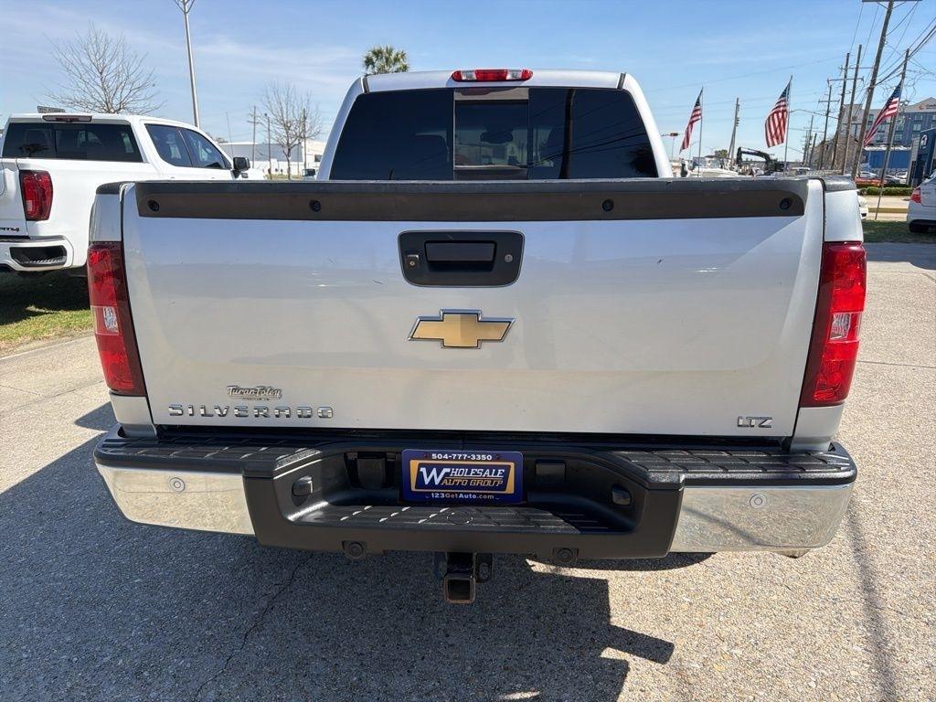 Chevrolet Silverado 1500 LTZ Crew Cab 4WD 2011