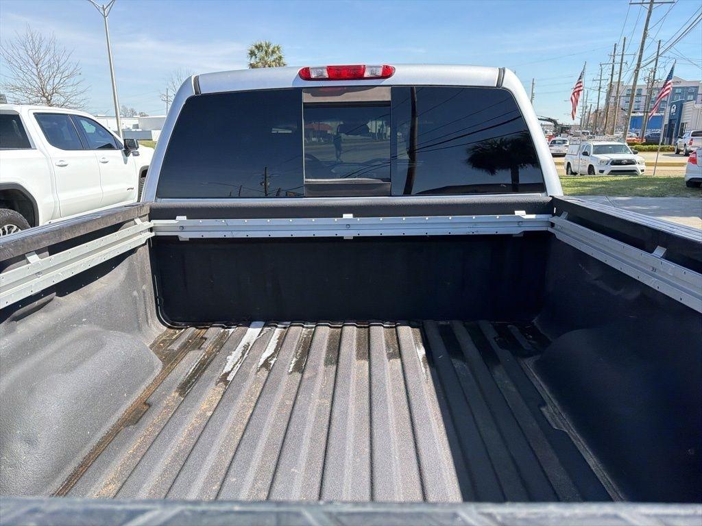 Chevrolet Silverado 1500 LTZ Crew Cab 4WD 2011