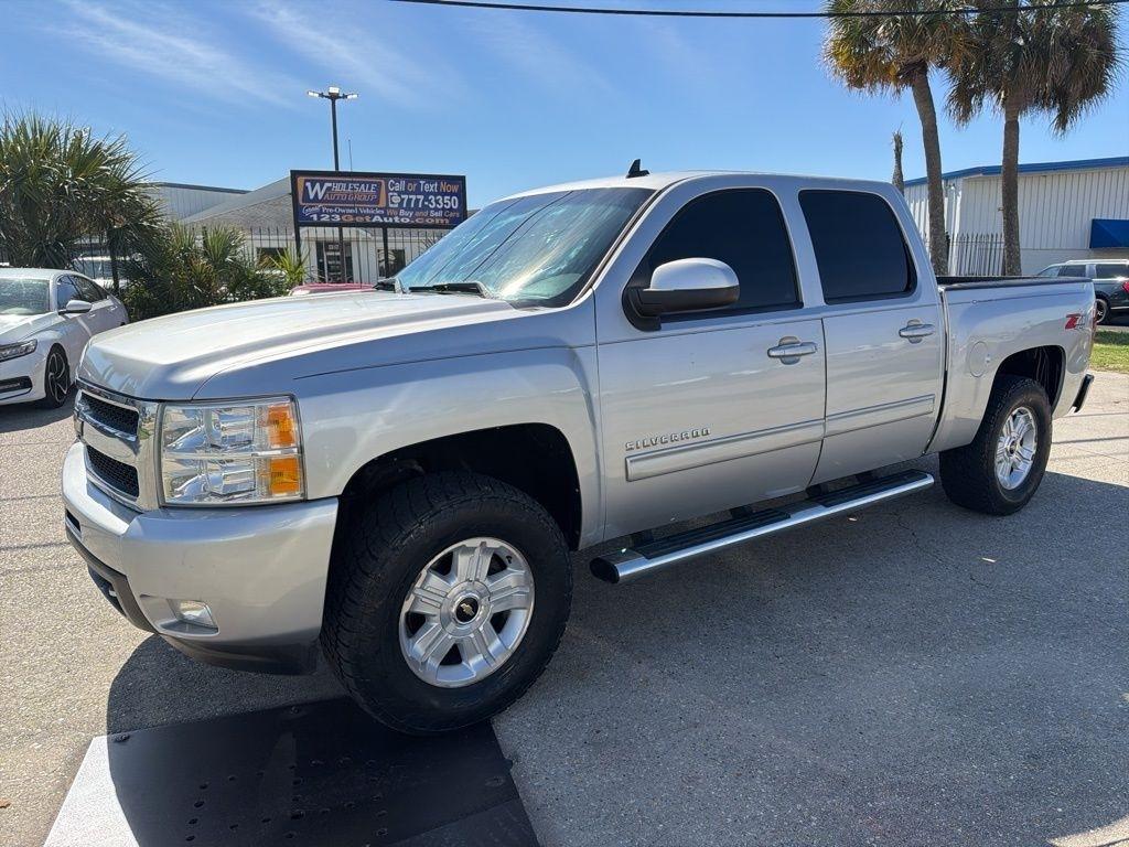 Chevrolet Silverado 1500 LTZ Crew Cab 4WD 2011