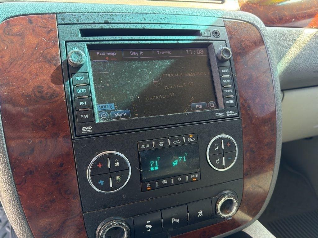 Chevrolet Silverado 1500 LTZ Crew Cab 4WD 2011