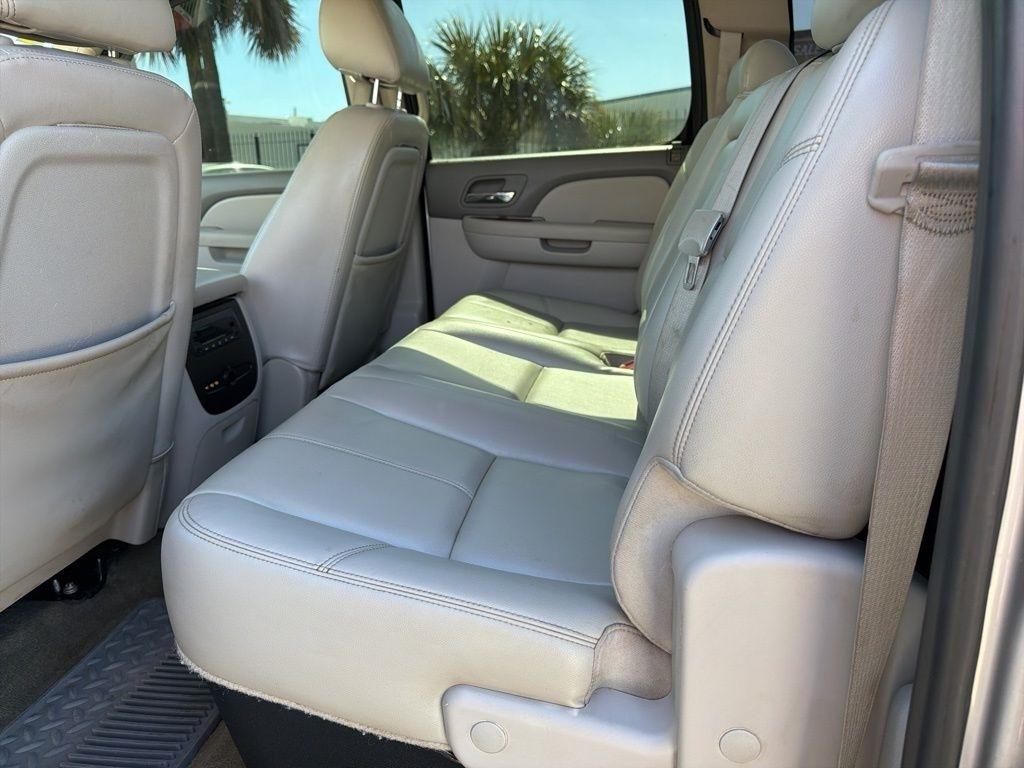 Chevrolet Silverado 1500 LTZ Crew Cab 4WD 2011