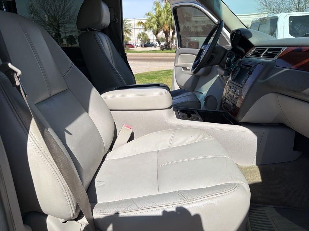 Chevrolet Silverado 1500 LTZ Crew Cab 4WD 2011