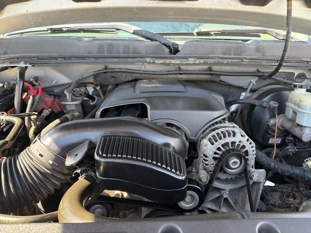 Chevrolet Silverado 1500 LTZ Crew Cab 4WD 2011