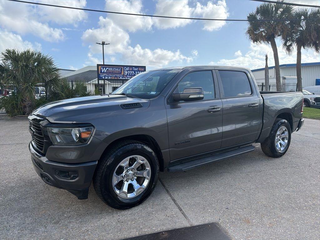 RAM 1500 Big Horn Crew Cab SWB 4WD 2020