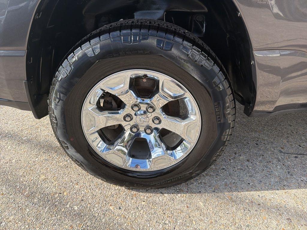 RAM 1500 Big Horn Crew Cab SWB 4WD 2020