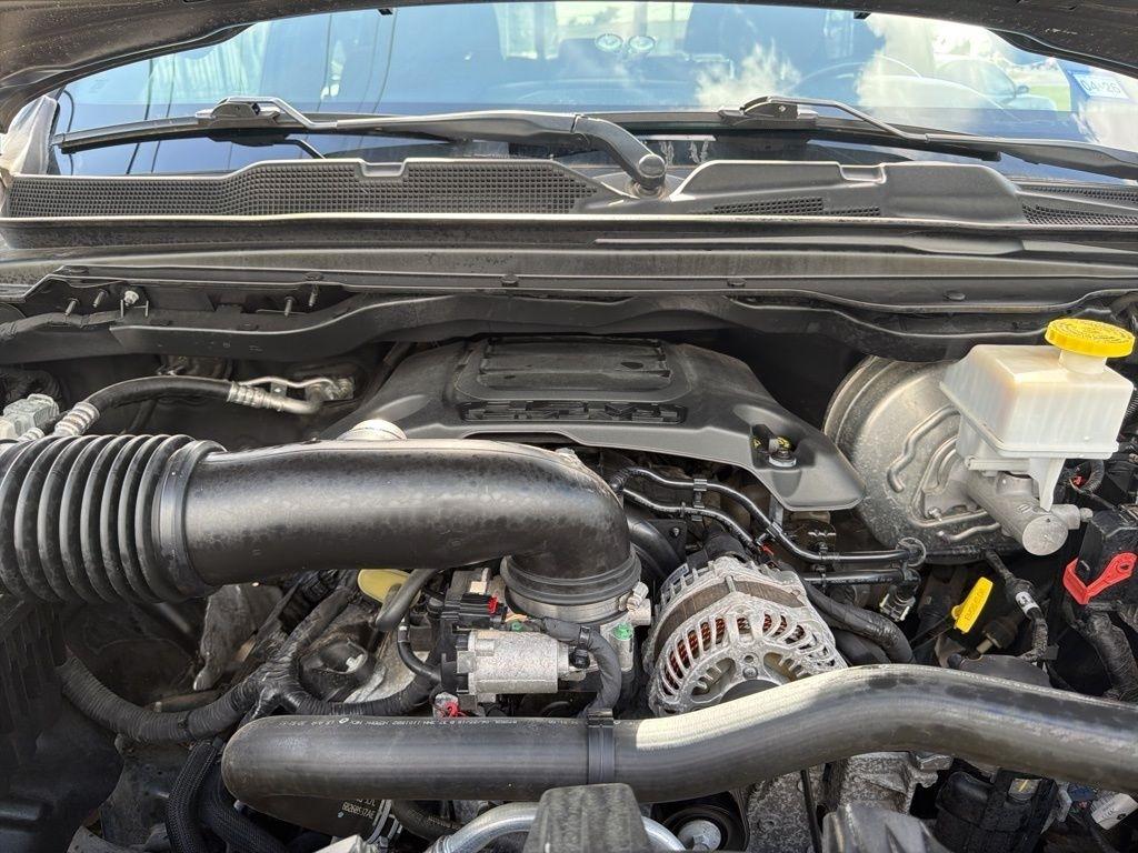 RAM 1500 Big Horn Crew Cab SWB 4WD 2020