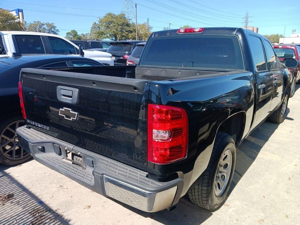 Chevrolet Silverado 1500 Work Truck Crew Cab Short Box 2WD 2011