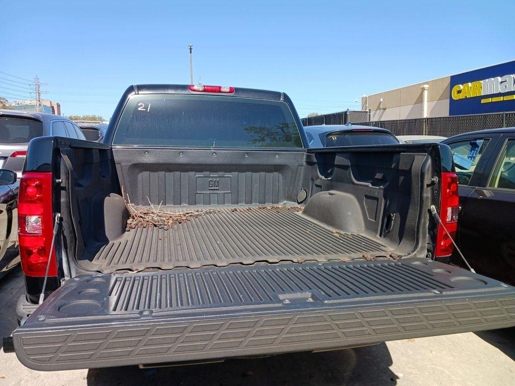 Chevrolet Silverado 1500 Work Truck Crew Cab Short Box 2WD 2011