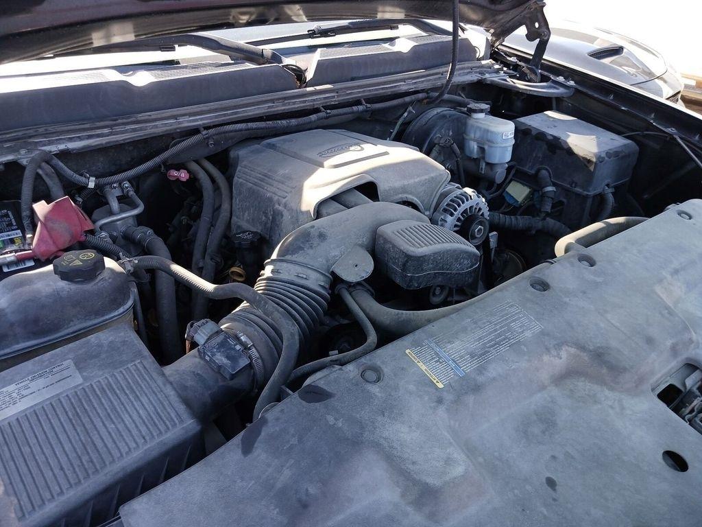 Chevrolet Silverado 1500 Work Truck Crew Cab Short Box 2WD 2011