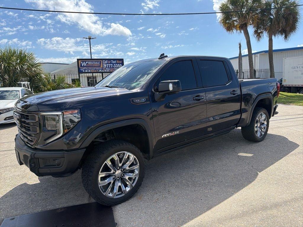 GMC Sierra 1500 AT4X Crew Cab 4WD 2023
