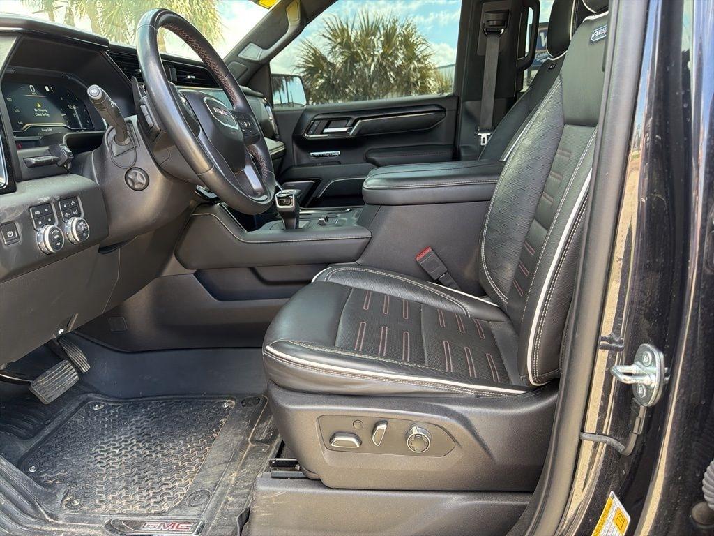 GMC Sierra 1500 AT4X Crew Cab 4WD 2023