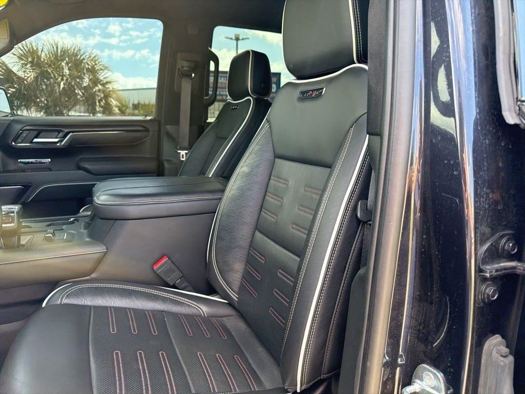 GMC Sierra 1500 AT4X Crew Cab 4WD 2023