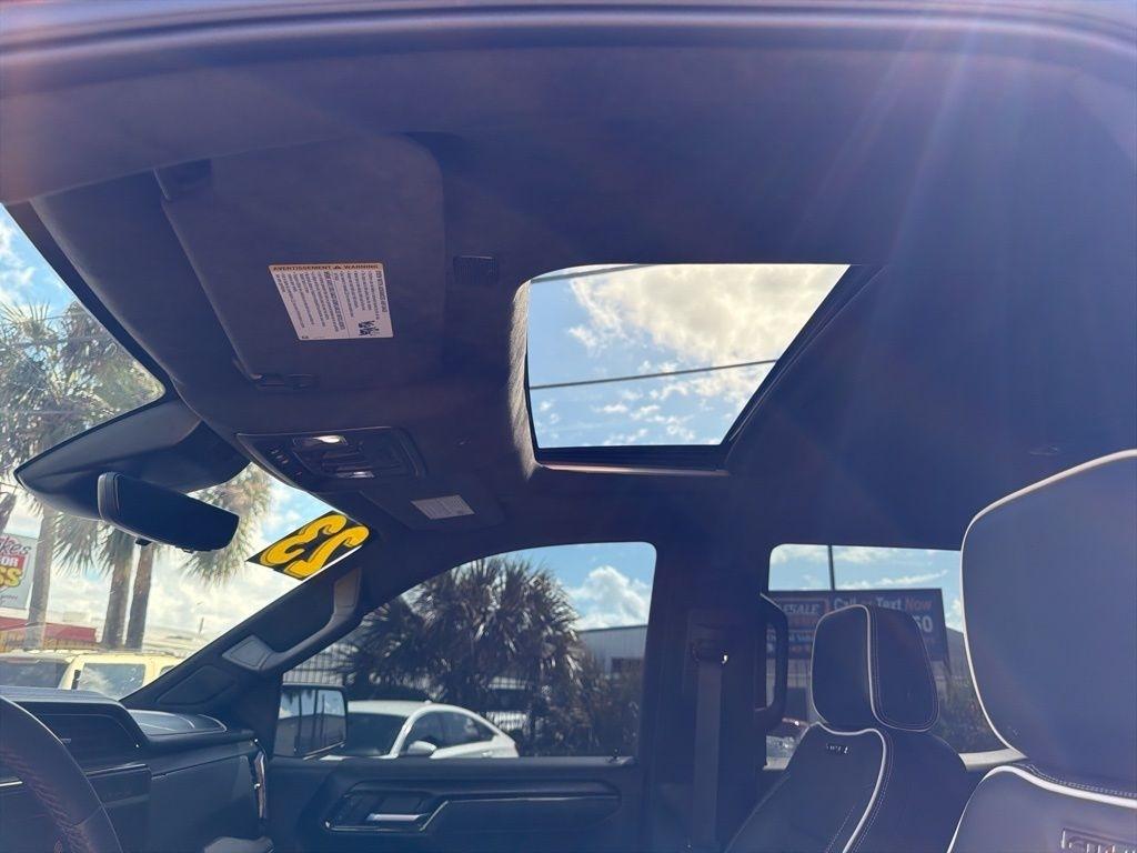 GMC Sierra 1500 AT4X Crew Cab 4WD 2023