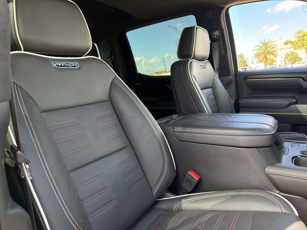 GMC Sierra 1500 AT4X Crew Cab 4WD 2023