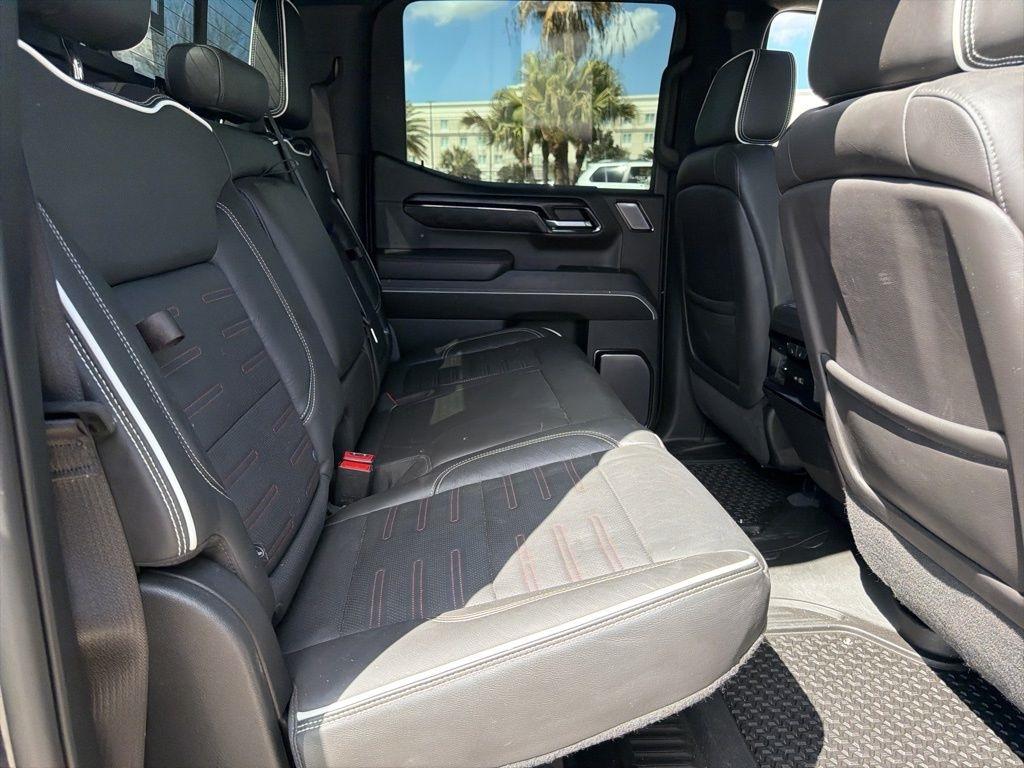 GMC Sierra 1500 AT4X Crew Cab 4WD 2023