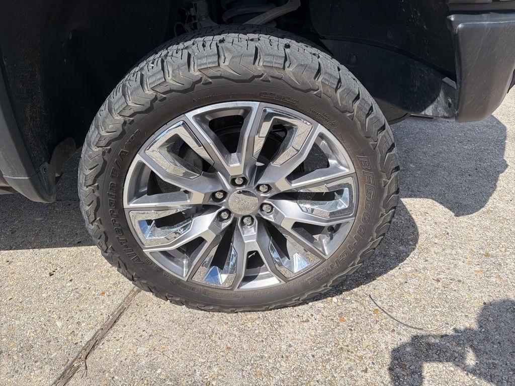 GMC Sierra 1500 AT4X Crew Cab 4WD 2023