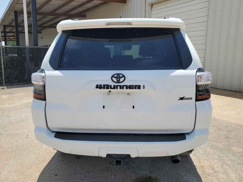 Toyota 4Runner SR5 Premium 4WD 2022