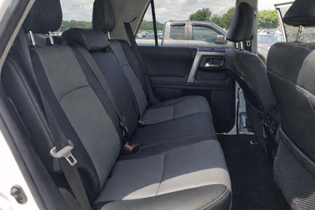 Toyota 4Runner SR5 Premium 4WD 2022