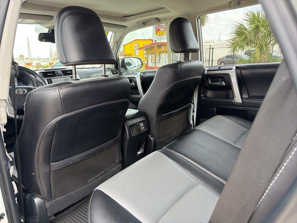 Toyota 4Runner SR5 Premium 4WD 2022