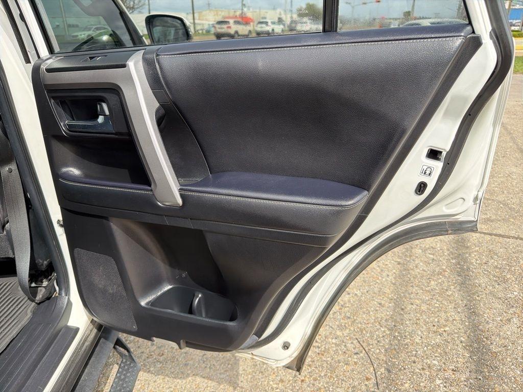 Toyota 4Runner SR5 Premium 4WD 2022