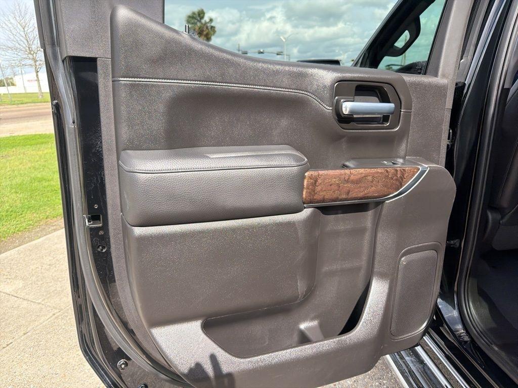 GMC Sierra 1500 Denali Crew Cab 4WD 2021