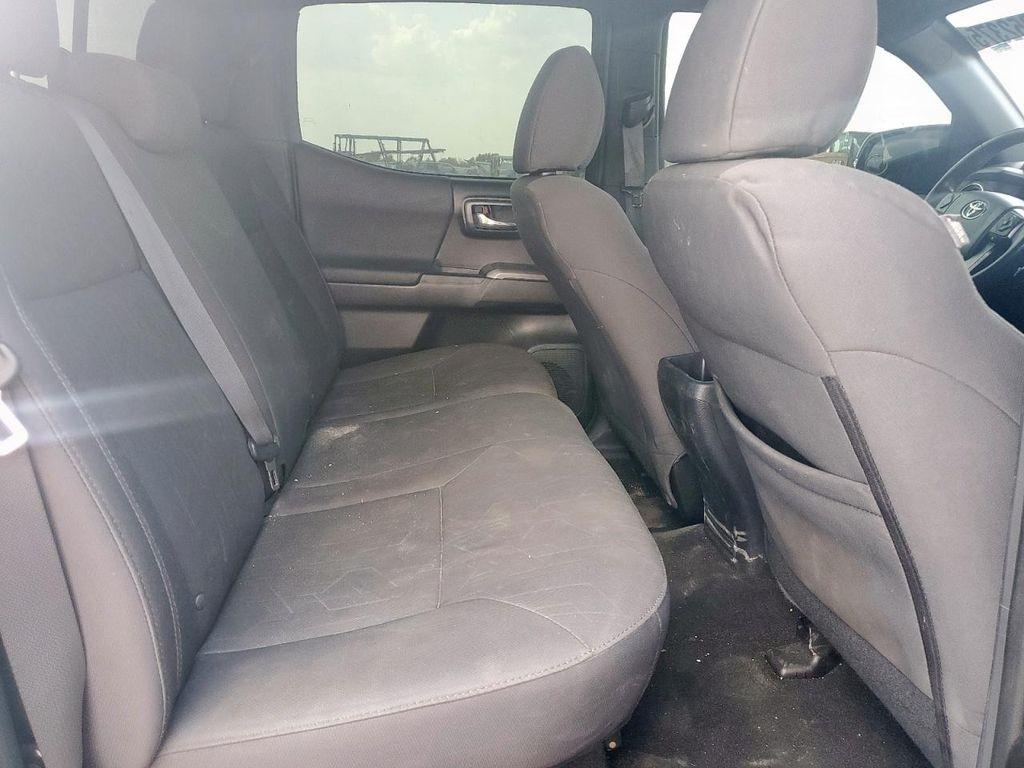 Toyota Tacoma SR5 Double Cab Long Bed V6 6AT 2WD 2017