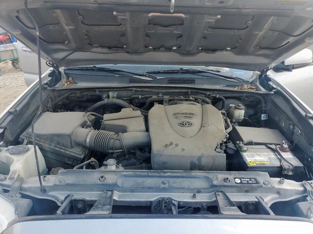 Toyota Tacoma SR5 Double Cab Long Bed V6 6AT 2WD 2017