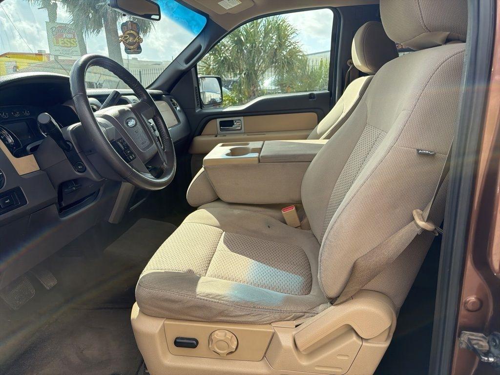 Ford F-150 XLT SuperCrew 5.5-ft. Bed 2WD 2011