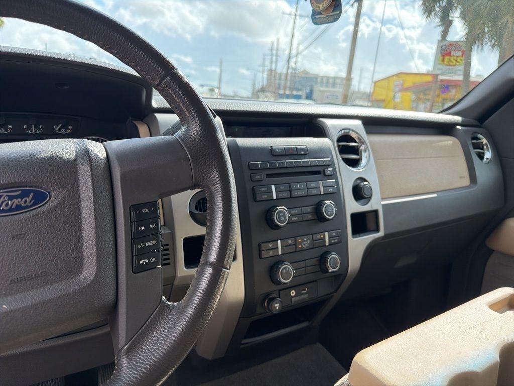 Ford F-150 XLT SuperCrew 5.5-ft. Bed 2WD 2011