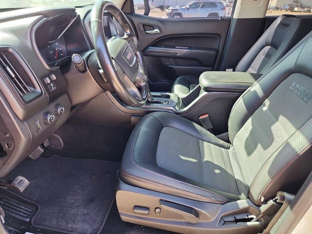 GMC Canyon SLE Crew Cab 4WD Long Box 2016