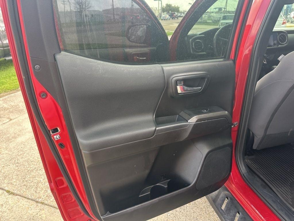 Toyota Tacoma SR5 Double Cab Long Bed V6 6AT 2WD 2019