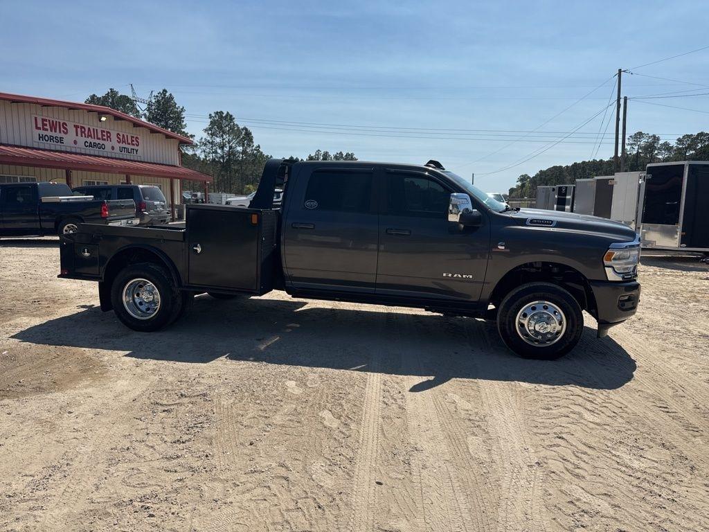 RAM 3500 Laramie Crew Cab LWB 4WD DRW 2024