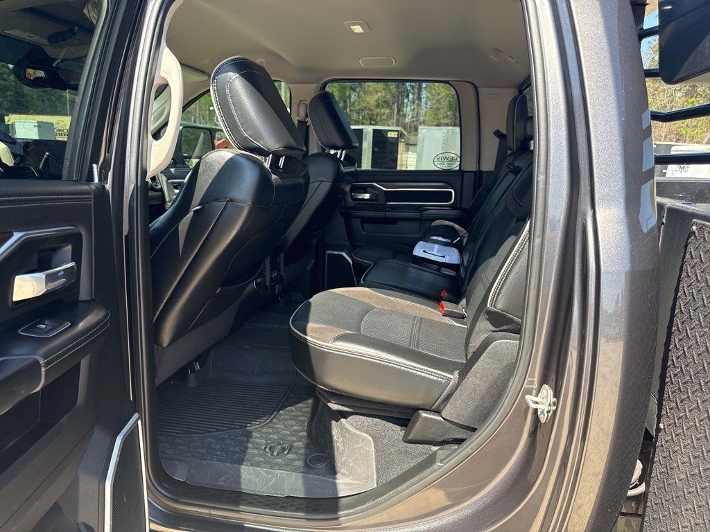 RAM 3500 Laramie Crew Cab LWB 4WD DRW 2024