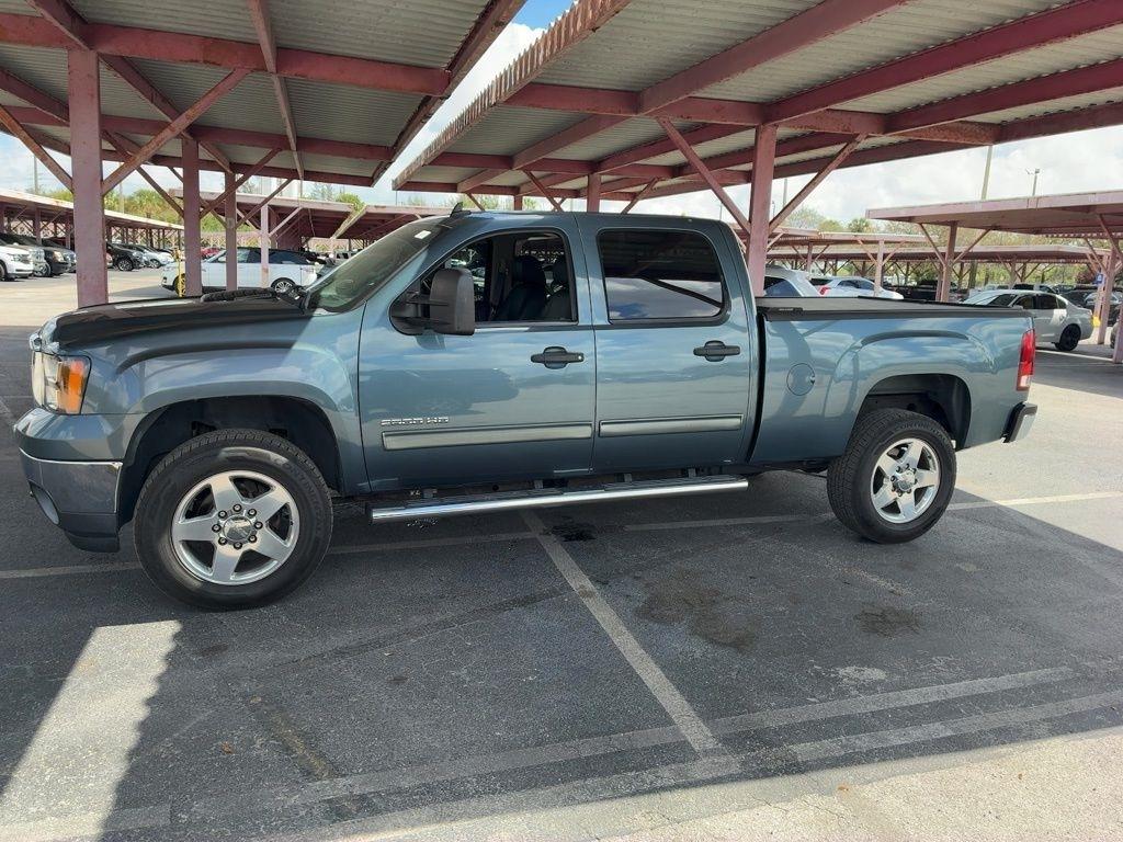 GMC Sierra 2500HD SLE Crew Cab 2WD 2014