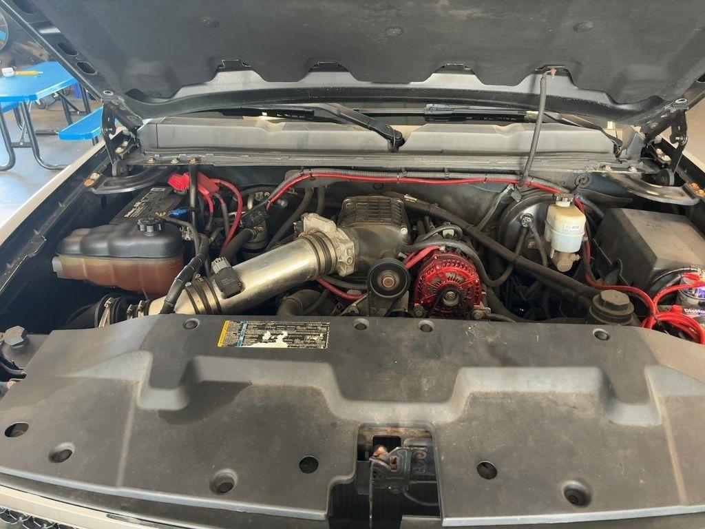 Chevrolet Silverado 1500 LTZ Crew Cab 4WD 2010