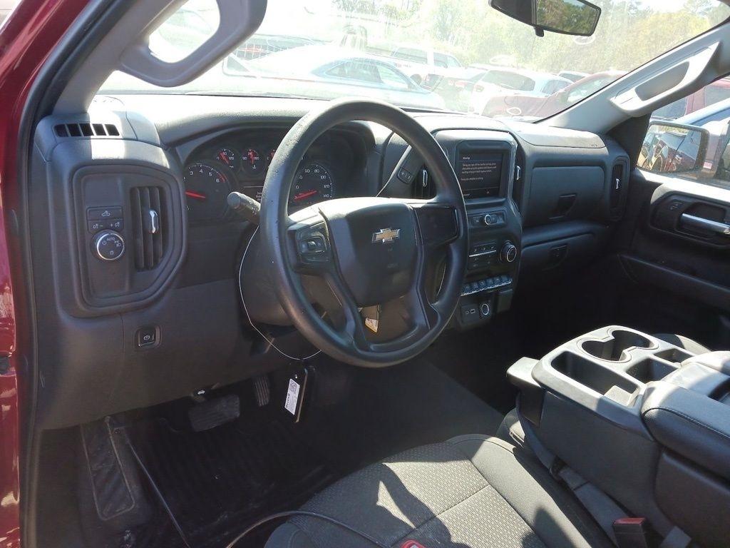 Chevrolet Silverado 1500 Custom Crew Cab Short Box 2WD 2021