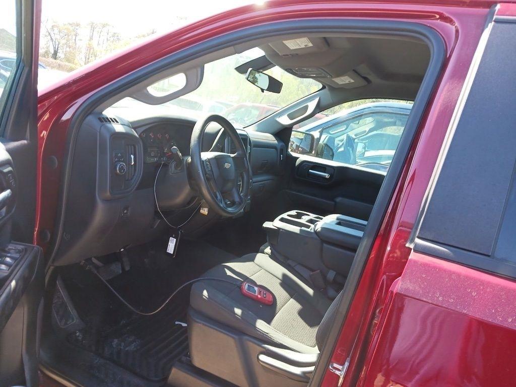 Chevrolet Silverado 1500 Custom Crew Cab Short Box 2WD 2021