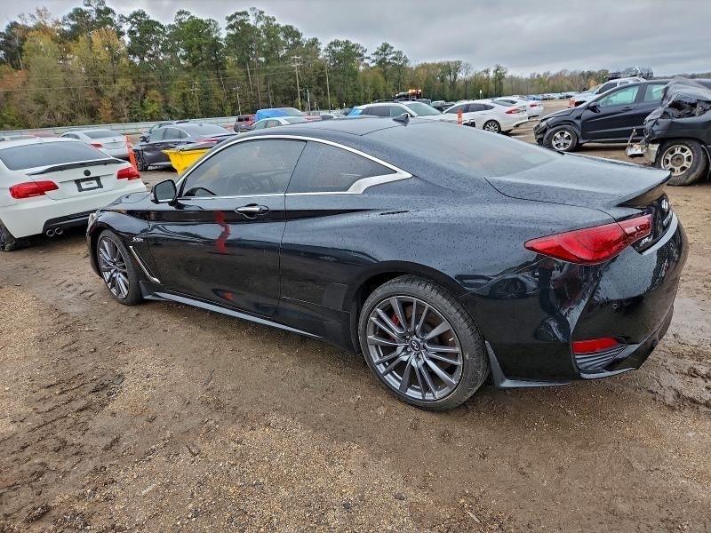 Infiniti Q60 Red Sport 400 AWD 2017